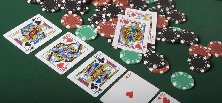 Basic strategies to play poker